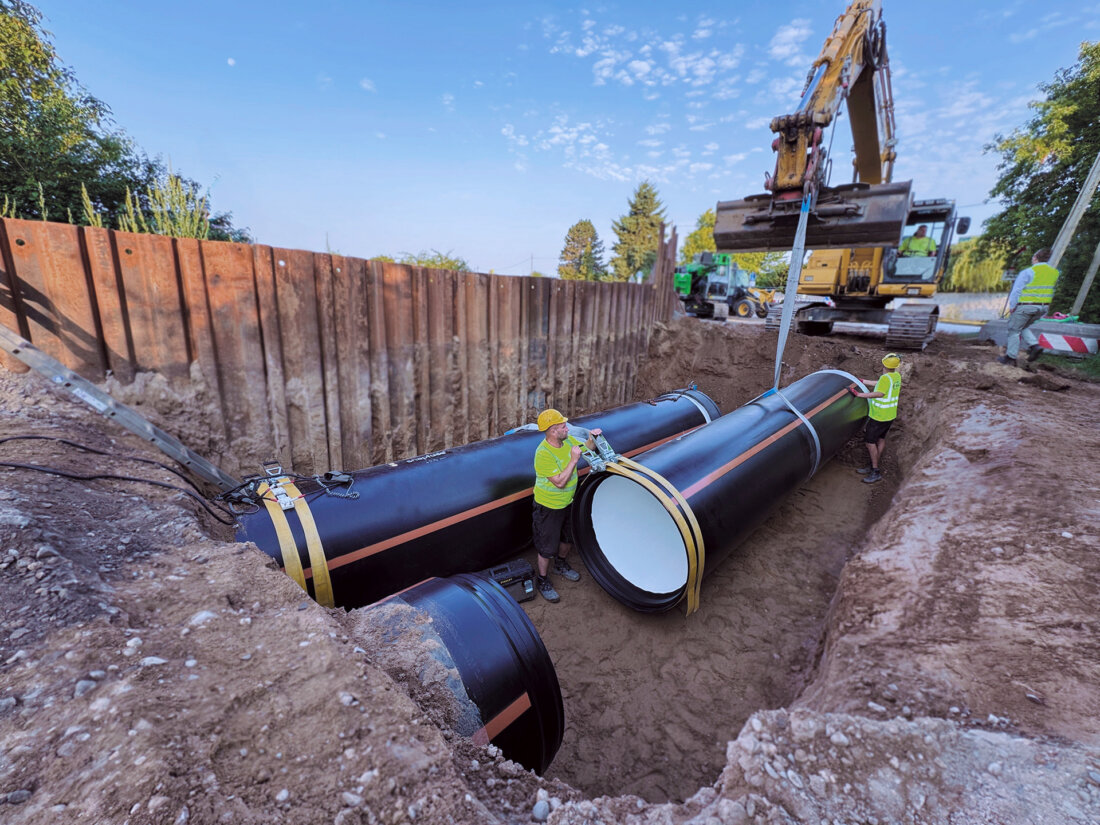 snapfuse installation in progress – connecting large-diameter PE pipes with precision and speed.