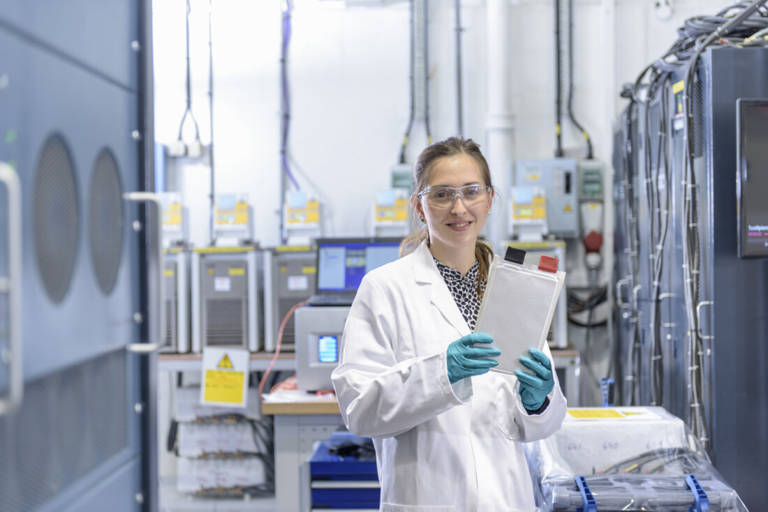 Borealis proudly introduces a new three-layer cast polypropylene (cPP) concept for polymer-aluminum laminate for lithium-ion battery (LIB) pouch cells.