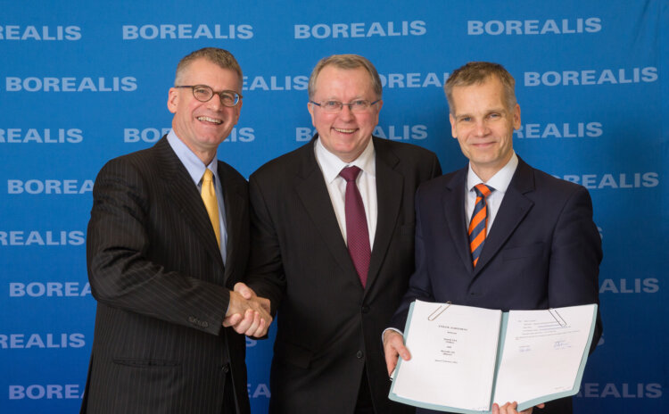 Mark Garrett, Borealis CEO, Eldar Sætre, Executive Vice President Statoil; Markku Korvenranta, Executive Vice President Base Chemicals, Borealis.