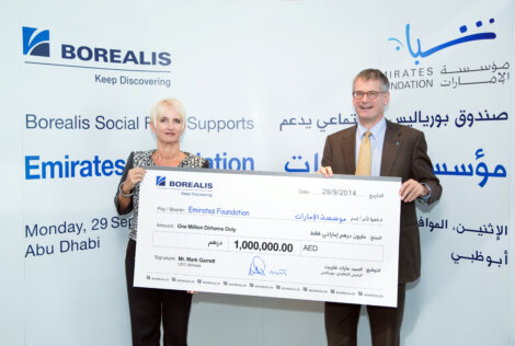 From left to right: Mrs. Clare Woodcraft-Scott, CEO- Emirates Foundation and Mr. Mark Garrett, Chief Executive Borealis.