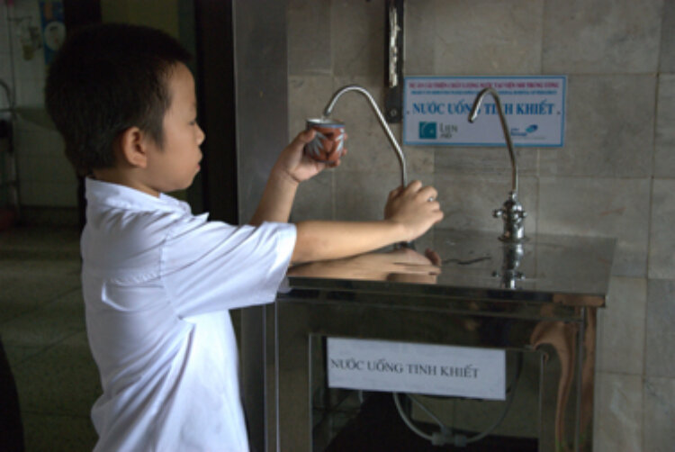 Photo: Water for the World project in Thach Ha 