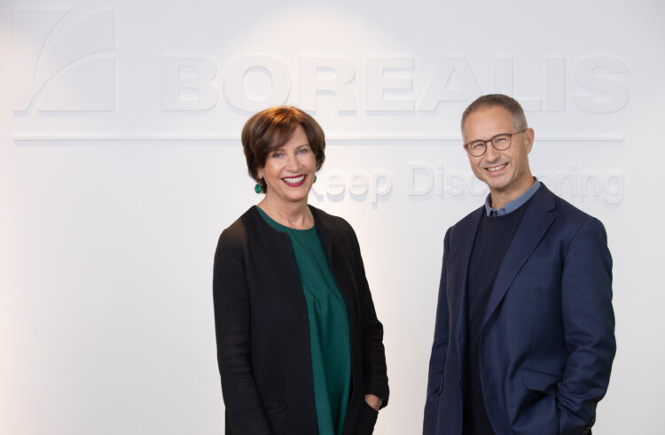 Photo: ZOOM Director Elisabeth Menasse-Wiesbauer and Borealis CEO Alfred Stern