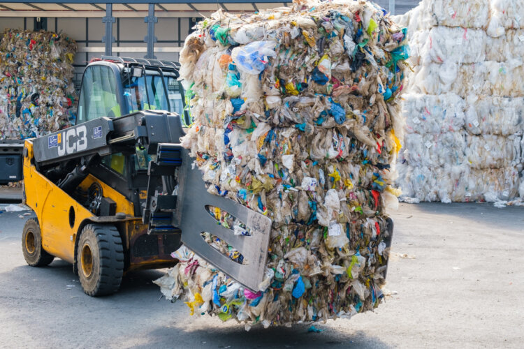 Foto: Kunststoffverpackungen werden in Borealis‘ hochmodernen Recyclinganlagen verwertet. Im Bild, Borealis Standort Ecoplast in Wildon, Österreich.