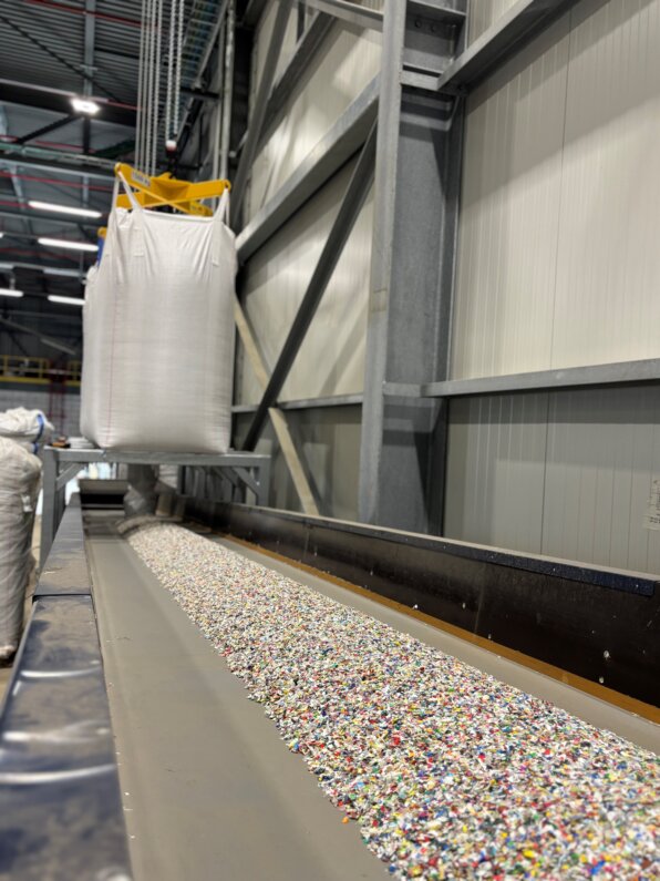 Foto: De nieuwe compoundinglijn van Borealis levert hoogwaardige polyolefineoplossingen met gerecycled materiaal voor veeleisende toepassingen.