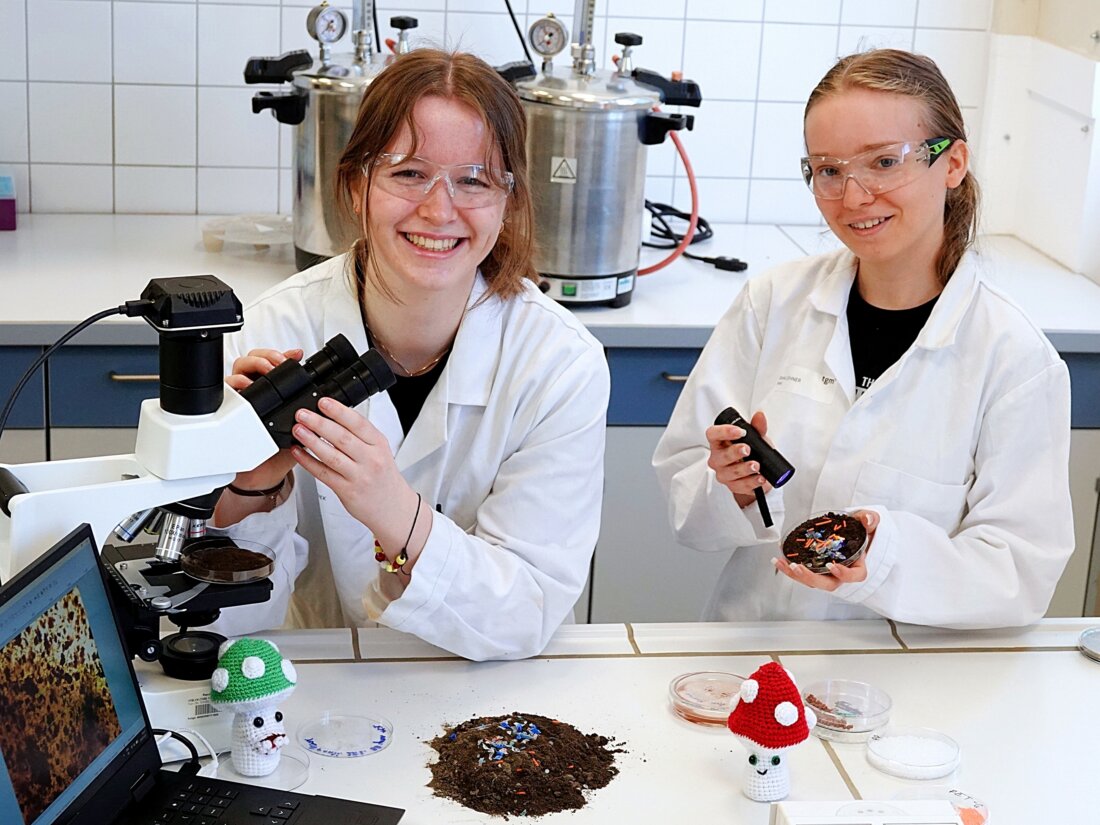 Foto: Die Erstplatzierten Denise Lehner und Nikola Jelinek